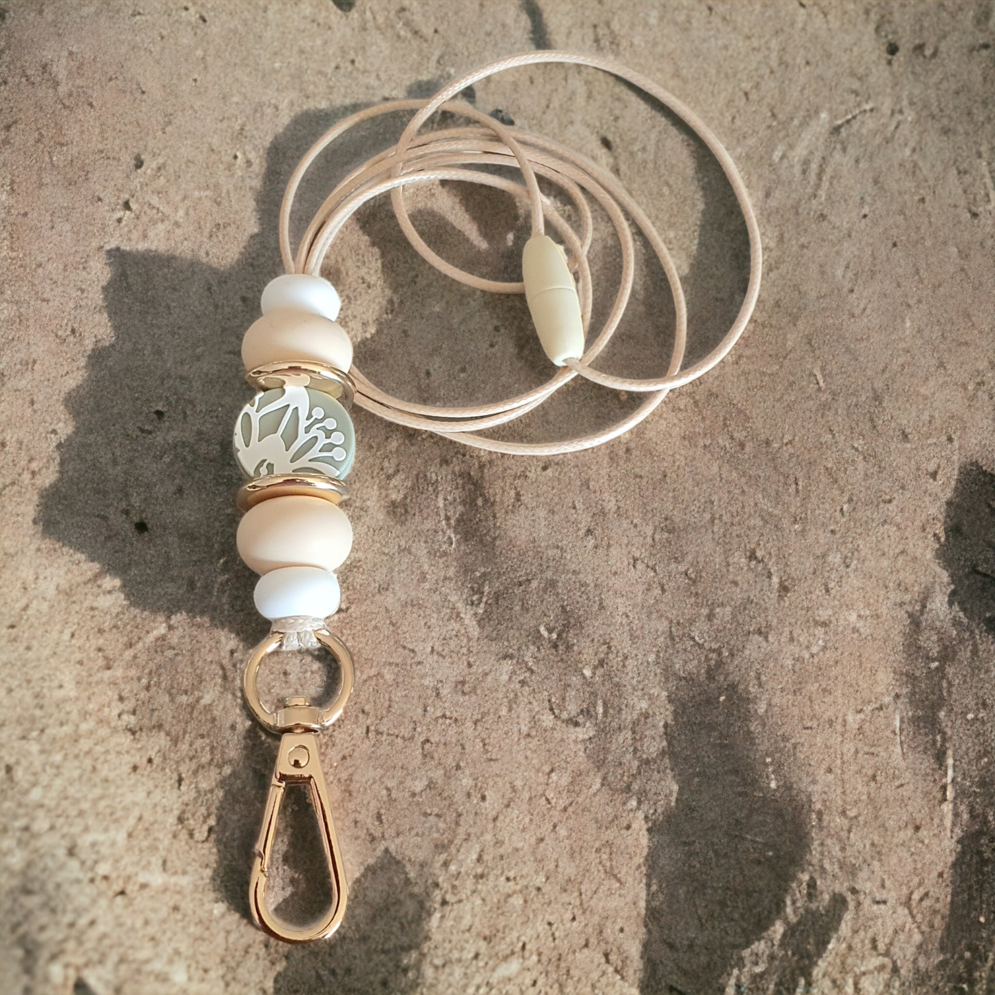 Daisy and Lace Silicone Beaded Keyring - PeppaTree Design Store