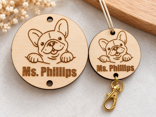 Custom peppa tree dog lanyard with engraved wooden bulldog tags, personalized keyring for dog identification and accessories.