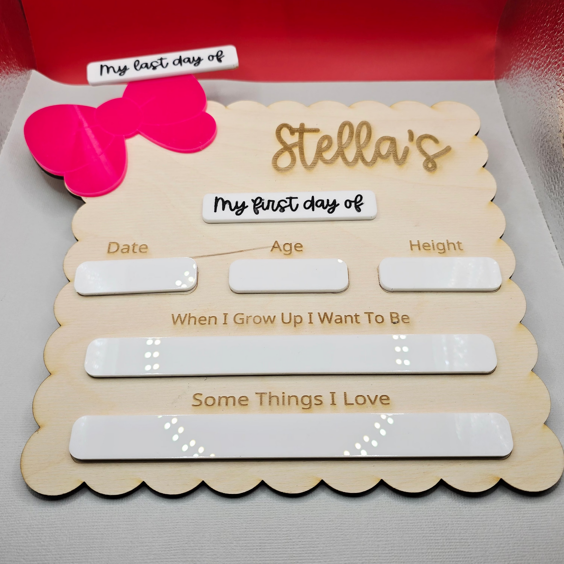 Personalised First Day of School Board | Reusable Photo Prop - Bow - PeppaTree Designs