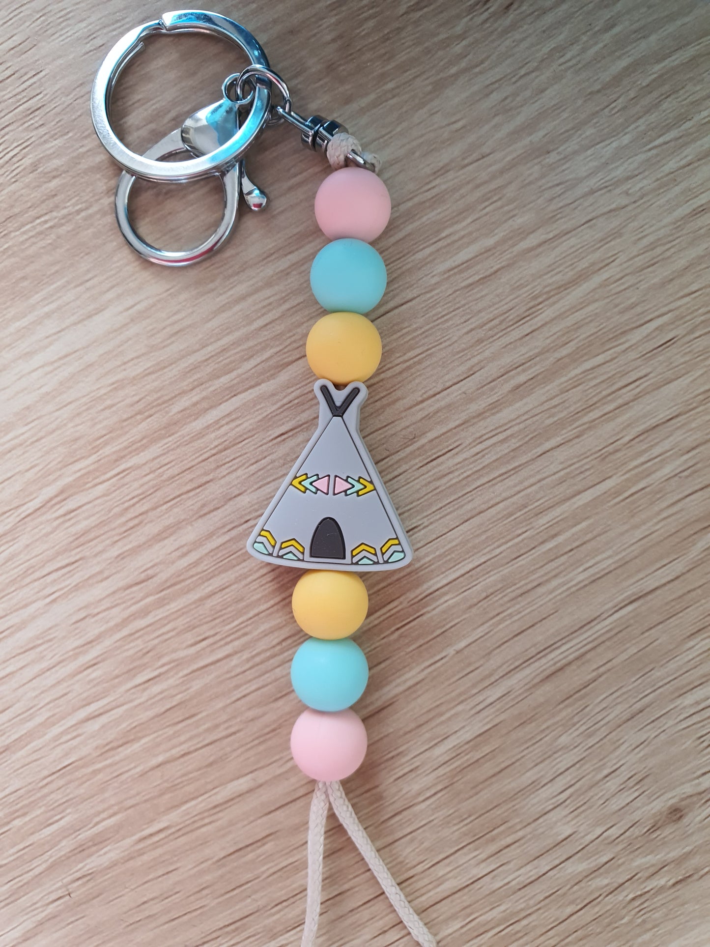 Tipi Tent / Teepee Tent / Indian Tent Silicone Bead | Handmade Keyring or Lanyard - PeppaTree Design Store